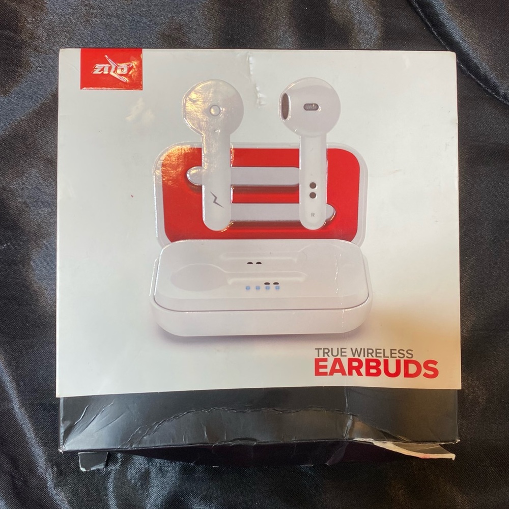 ZIZO Venture True Wireless Earbuds Bluetooth w/ Charging Case and Cable